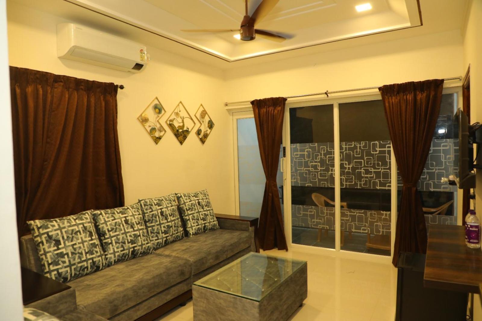 Hotel Annai Residency Vellore Esterno foto